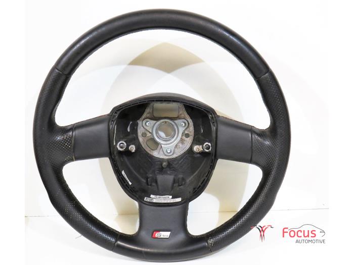 Steering wheel from a Audi A3 (8V1/8VK) 1.4 TFSI 16V 2013
