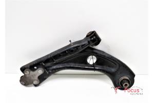 Used Front wishbone, right Peugeot 308 (L3/L8/LB/LH/LP) 1.6 16V THP Price € 45,00 Margin scheme offered by Focus Automotive