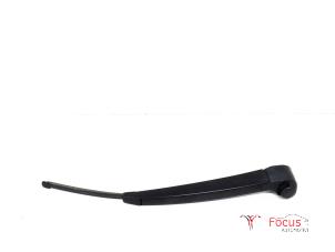 Used Rear wiper arm Skoda Fabia II (5J) 1.2i Price € 10,00 Margin scheme offered by Focus Automotive