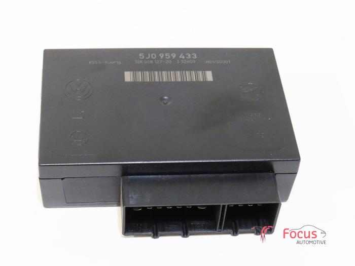 Used Body control computer Skoda Fabia II (5J) 1.2i Price € 50,00 Margin scheme offered by Focus Automotive