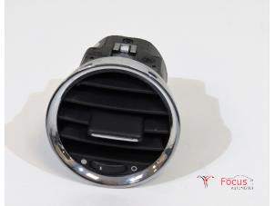 Używane Kratka wentylacyjna deski rozdzielczej Fiat 500 (312) 1.2 69 Cena € 20,00 Procedura marży oferowane przez Focus Automotive