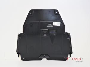 Used Engine protection panel Renault Scénic IV (RFAJ) 1.3 TCE 115 16V Price € 45,38 Inclusive VAT offered by Focus Automotive