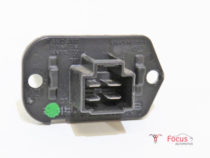 Heater resistor from a Hyundai i10 (F5) 1.0i 12V 2011