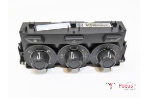 Usados Panel de control de calefacción Citroen C3 (SC) 1.0 Vti 68 12V Precio € 14,95 Norma de margen ofrecido por Focus Automotive