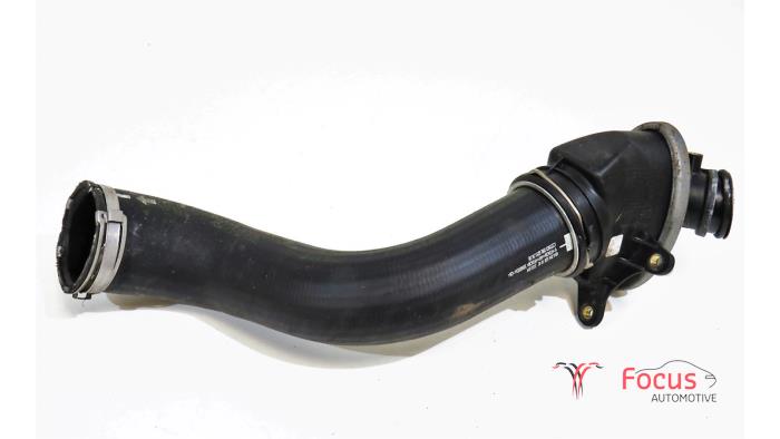 Gebrauchte Intercooler Schlauch Mercedes C Estate (S204) 2.2 C-200 CDI 16V . Preis € 24,95 Margenregelung angeboten von Focus Automotive