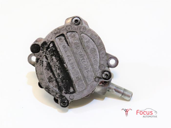 Vacuum pump