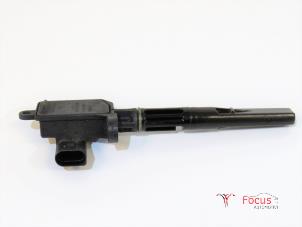 Używane Czujnik poziomu oleju Skoda Fabia II Combi 1.2i 12V Cena € 20,00 Procedura marży oferowane przez Focus Automotive