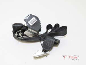 Used Rear seatbelt, left Volkswagen Golf V Variant (1K5) 1.9 TDI Price € 17,50 Margin scheme offered by Focus Automotive