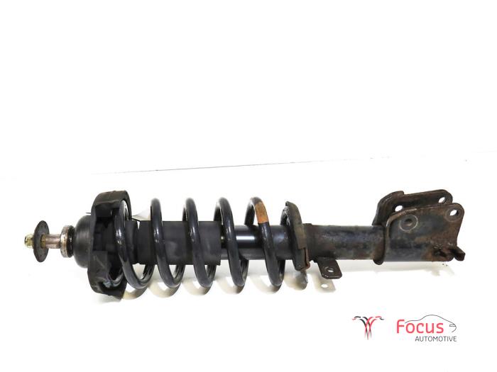 Front shock absorber rod, right from a Renault Trafic New (FL) 1.9 dCi 82 16V 2003