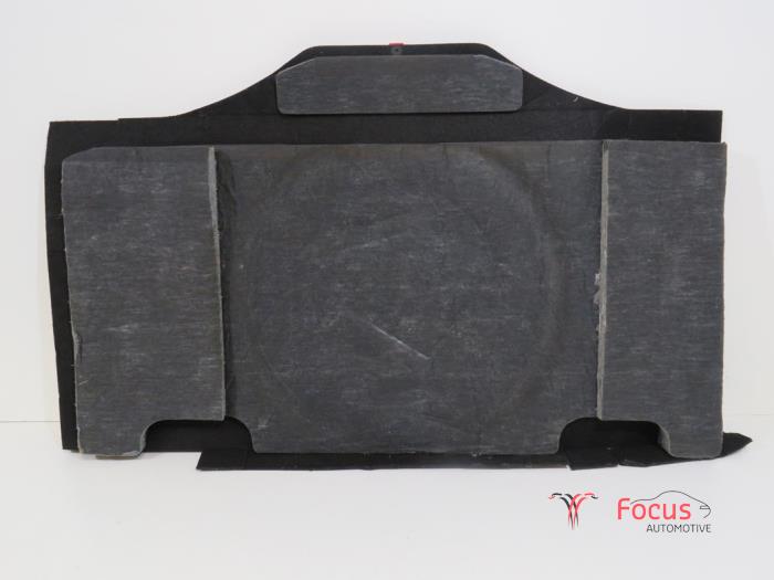 Floor panel load area from a Ford Ka II 1.2 2011