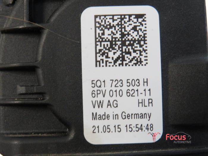 Gaspedalposition Sensor van een Volkswagen Golf VII (AUA) 1.6 TDI BlueMotion 16V 2015