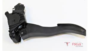 Gaspedalposition Sensor van een Volkswagen Golf VII (AUA) 1.6 TDI BlueMotion 16V 2015