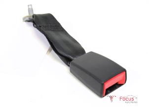 Usagé Insertion ceinture de sécurité arrière droite Citroen C3 (SC) 1.0 Vti 68 12V Prix € 9,95 Règlement à la marge proposé par Focus Automotive