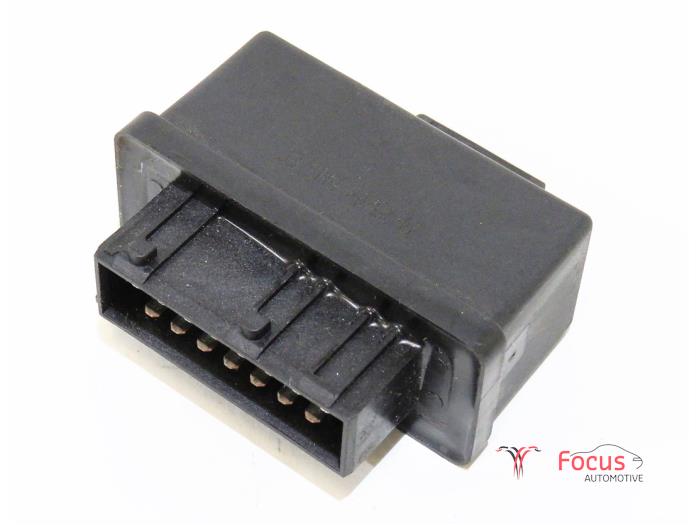 Glow plug relay Ford Focus 2 1.6 TDCi 16V 90 240107
