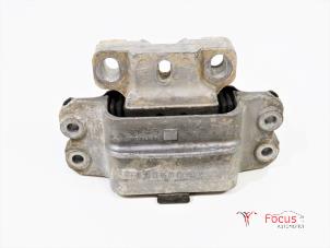 Used Gearbox mount Volkswagen Beetle (16AB) 1.2 TSI Price € 30,00 Margin scheme offered by Focus Automotive