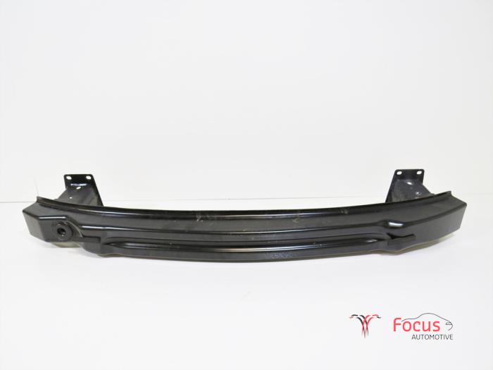 Rear bumper frame from a Volkswagen Beetle (16AB) 1.2 TSI 2013