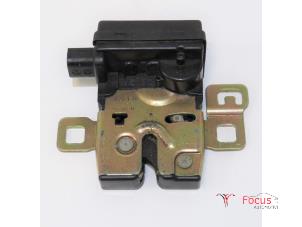 Used Tailgate lock mechanism BMW Mini One/Cooper (R50) 1.6 16V One Price € 25,00 Margin scheme offered by Focus Automotive