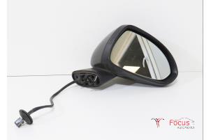 Used Wing mirror, right Opel Corsa E 1.3 CDTi 16V ecoFLEX Price € 45,00 Margin scheme offered by Focus Automotive