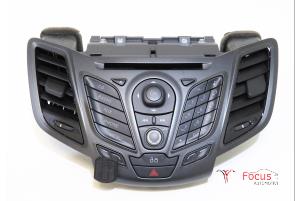 Usagé Radio/Lecteur CD Ford Fiesta 6 (JA8) 1.0 Ti-VCT 12V 65 Van Prix € 149,95 Règlement à la marge proposé par Focus Automotive