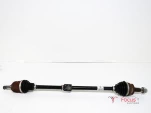 Begagnade Drivaxel, höger fram Opel Corsa E 1.3 CDTi 16V ecoFLEX Pris € 75,00 Marginaltabell erbjuds av Focus Automotive