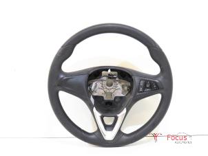 Używane Kierownica Opel Corsa E 1.3 CDTi 16V ecoFLEX Cena € 50,00 Procedura marży oferowane przez Focus Automotive