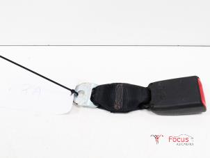 Usagé Insertion ceinture de sécurité arrière droite Citroen C1 1.0 12V Prix € 6,95 Règlement à la marge proposé par Focus Automotive