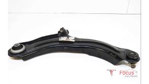 Used Front wishbone, left Renault Clio IV (5R) 1.5 dCi 75 FAP Price € 20,00 Margin scheme offered by Focus Automotive