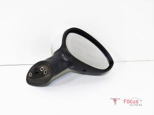 Used Wing mirror, right Fiat Punto Evo (199) 1.2 Euro 5 Price € 40,00 Margin scheme offered by Focus Automotive