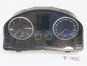 Usados Panel de instrumentación Volkswagen Tiguan (5N1/2) 2.0 TDI 16V 4Motion Precio € 100,00 Norma de margen ofrecido por Focus Automotive