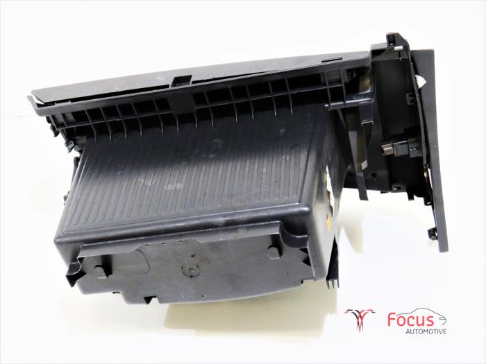 Glovebox from a Renault Scénic III (JZ) 1.6 16V 2010