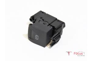 Used Parking brake switch Renault Scénic III (JZ) 1.6 16V Price € 15,00 Margin scheme offered by Focus Automotive