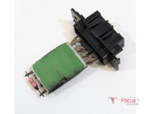 Used Heater resistor Peugeot Boxer (U9) 2.0 BlueHDi 130 Price € 15,00 Margin scheme offered by Focus Automotive