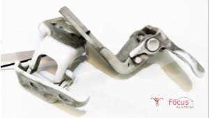 Used Front door hinge, right Peugeot Boxer (U9) 2.0 BlueHDi 130 Price € 30,00 Margin scheme offered by Focus Automotive