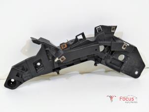 Used Front bumper bracket, left Peugeot Boxer (U9) 2.0 BlueHDi 130 Price € 30,00 Margin scheme offered by Focus Automotive