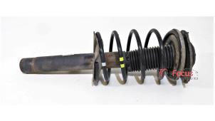 Used Front shock absorber rod, right Peugeot 206+ (2L/M) 1.4 XS Price € 25,00 Margin scheme offered by Focus Automotive