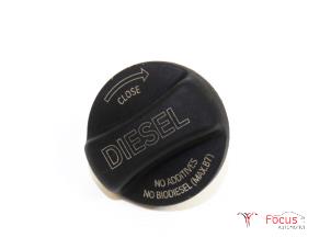 Used Fuel cap BMW 1 serie (F20) 116d 2.0 16V Price € 10,00 Margin scheme offered by Focus Automotive