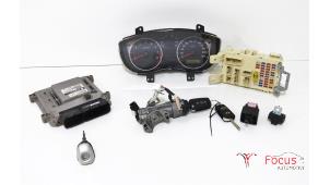 Used Ignition lock + computer Hyundai i20 1.4i 16V Price € 200,00 Margin scheme offered by Focus Automotive