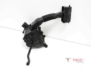 Używane Obudowa filtra powietrza Seat Ibiza IV SC (6J1) 1.2 TDI Ecomotive Cena € 5,00 Procedura marży oferowane przez Focus Automotive