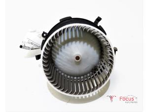Używane Silnik wentylatora nagrzewnicy Ford Ka II 1.2 Cena € 25,00 Procedura marży oferowane przez Focus Automotive