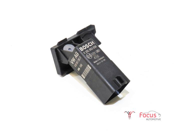 Volkswagen Caddy Glow plug relays stock