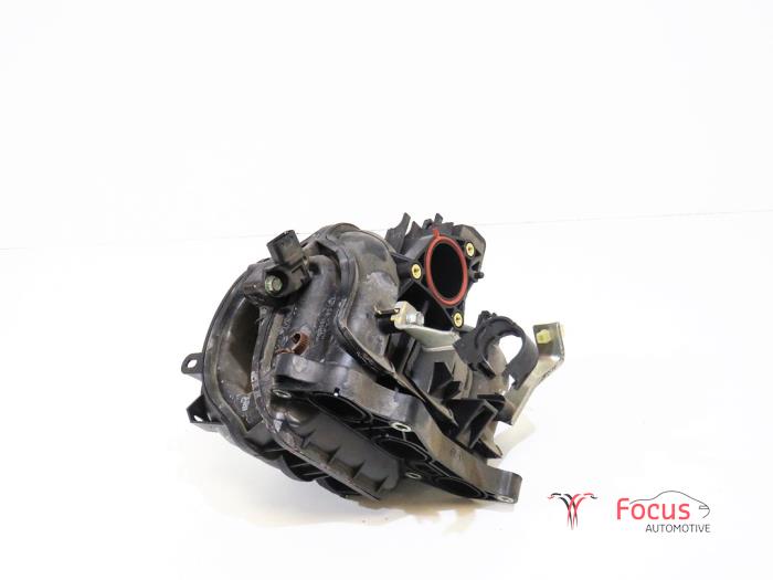 Używane Kolektor dolotowy Peugeot 108 1.0 12V Cena € 24,95 Procedura marży oferowane przez Focus Automotive