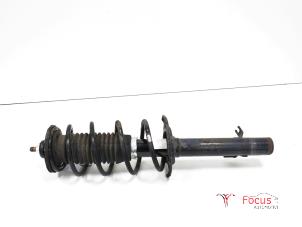 Gebrauchte Stoßdämpferstrebe rechts vorne Citroen C1 1.0 12V Preis € 35,00 Margenregelung angeboten von Focus Automotive