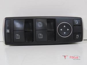 Usados Interruptor combinado de ventanillas Mercedes A (W176) 1.6 A-180 16V Precio € 30,00 Norma de margen ofrecido por Focus Automotive