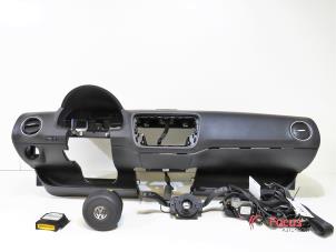 Usagé Kit + module airbag Volkswagen Up! (121) 1.0 12V 60 Prix € 750,00 Règlement à la marge proposé par Focus Automotive