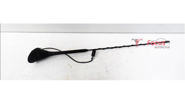 Begagnade Antenn Seat Leon (1P1) 1.6 Pris € 25,00 Marginaltabell erbjuds av Focus Automotive