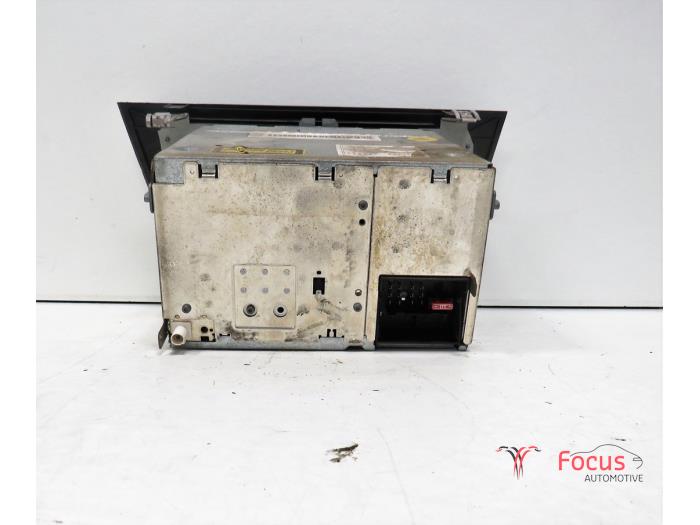 Radio CD player from a Seat Leon (1P1) 1.6 2007