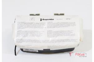 Używane Poduszka powietrzna prawa (deska rozdzielcza) Fiat Grande Punto (199) 1.4 Cena € 50,00 Procedura marży oferowane przez Focus Automotive