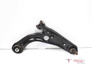 Usagé Bras de suspension avant droit Fiat Panda (312) 1.2 69 Prix € 50,00 Règlement à la marge proposé par Focus Automotive