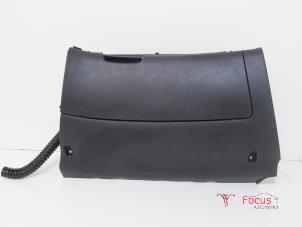 Used Glovebox Skoda Octavia Combi (1Z5) 1.4 TSI 16V Price € 35,00 Margin scheme offered by Focus Automotive
