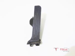 Used Accelerator pedal Skoda Octavia Combi (1Z5) 1.4 TSI 16V Price € 12,50 Margin scheme offered by Focus Automotive
